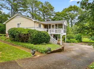 208 Williamsburg Rd, Anderson, SC 29621