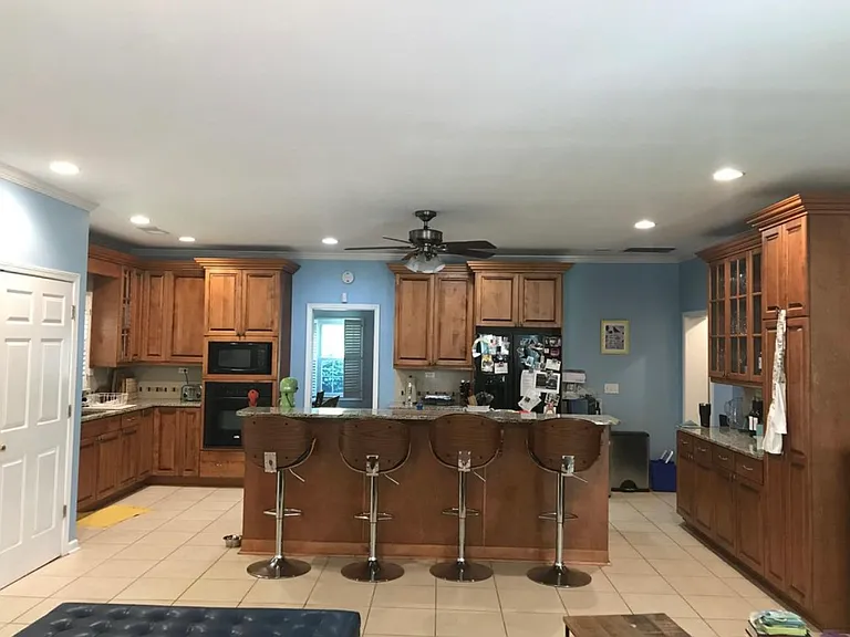 1102 Vista Trl — Photo 9