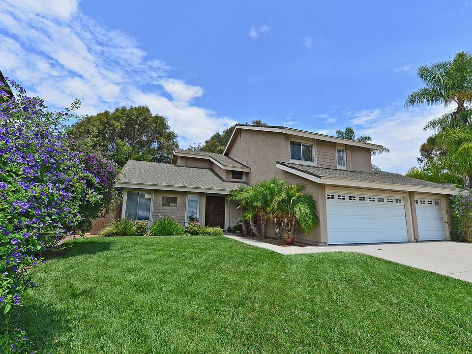 1st image of 4586 Warwick Cir