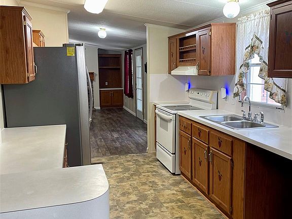 5th image of 205 Star Rd