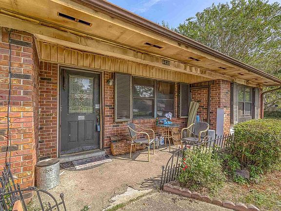 5th image of 4430 Monpellier Dr