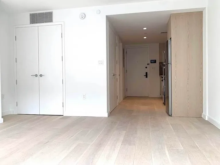 567 Ocean Ave #A-210 — Photo 4