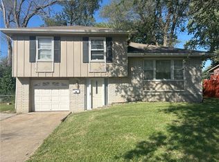 7800 E 91st St, Kansas City, MO 64138