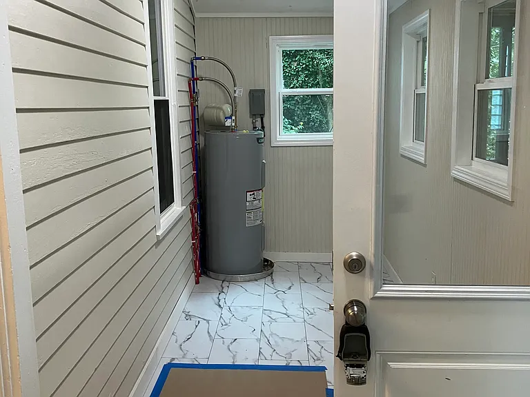 9 Cunningham Ave — Photo 16