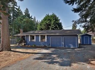 2775 Sun Vista Cir, Clinton, WA 98236