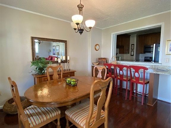 5th image of 105 Sugar Ski Drive #531