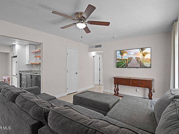 2nd image of 9024 Mount Rushmore Ln