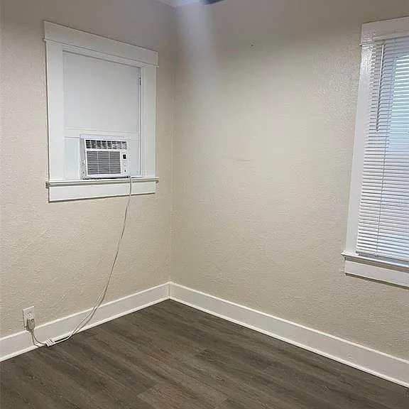 308 Grove St N #206 — Photo 10