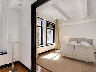 Rented by La Seven Inc.