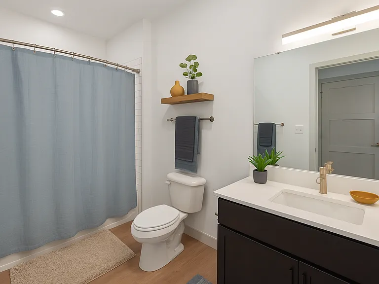 District South — Photo 11