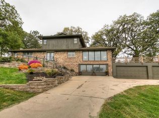 22297 Three Bridge Rd, Council Bluffs, IA 51503