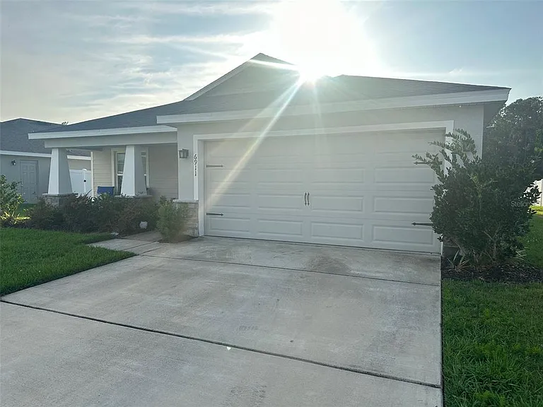 6911 Gideon Cir — Photo 34