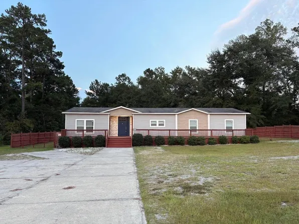 1751 Red Bluff Rd., Loris, SC 29569