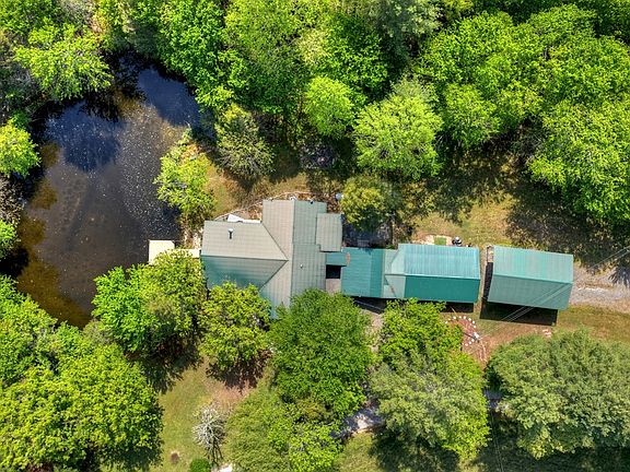 4th image of 111 Candlewood Ln