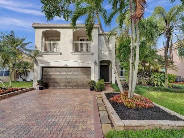 1520 SW 171st Ter, Pembroke Pines, FL 33027
