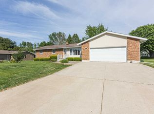 714 Randolph St, Cuba City, WI 53807