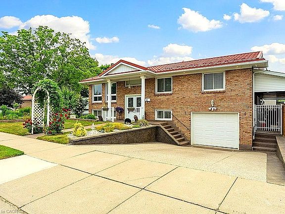 3rd image of 284 Celtic Dr