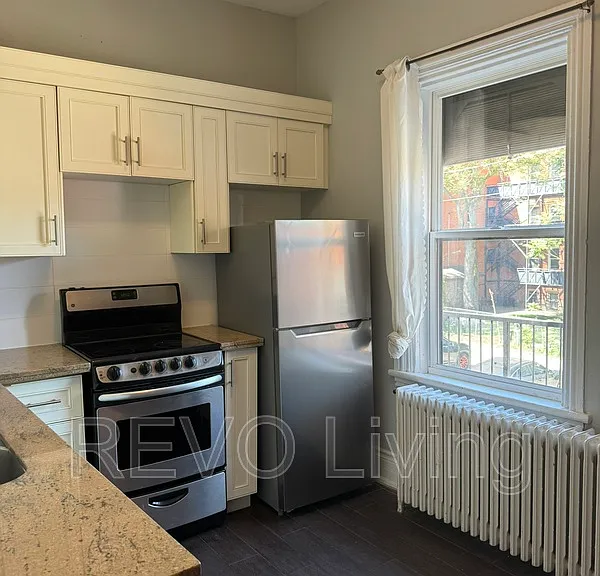 477 King St E #463 — Photo 2