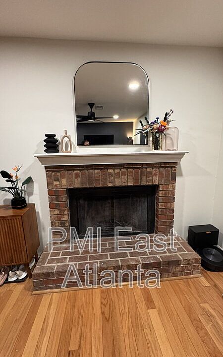 1st image of 512 Tuxworth Cir