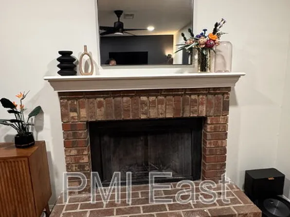 512 Tuxworth Cir, Decatur, GA 30033