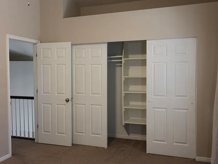 822 S Saratoga Dr — Photo 11
