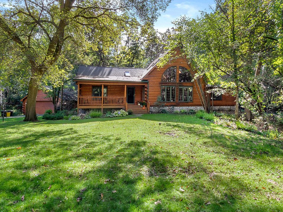 1st image of W5625 Cool Hill Dr