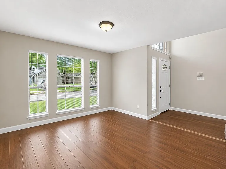 19002 Timber Way Dr — Photo 9