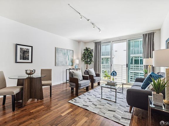 3rd image of 555 4th St Unit 728