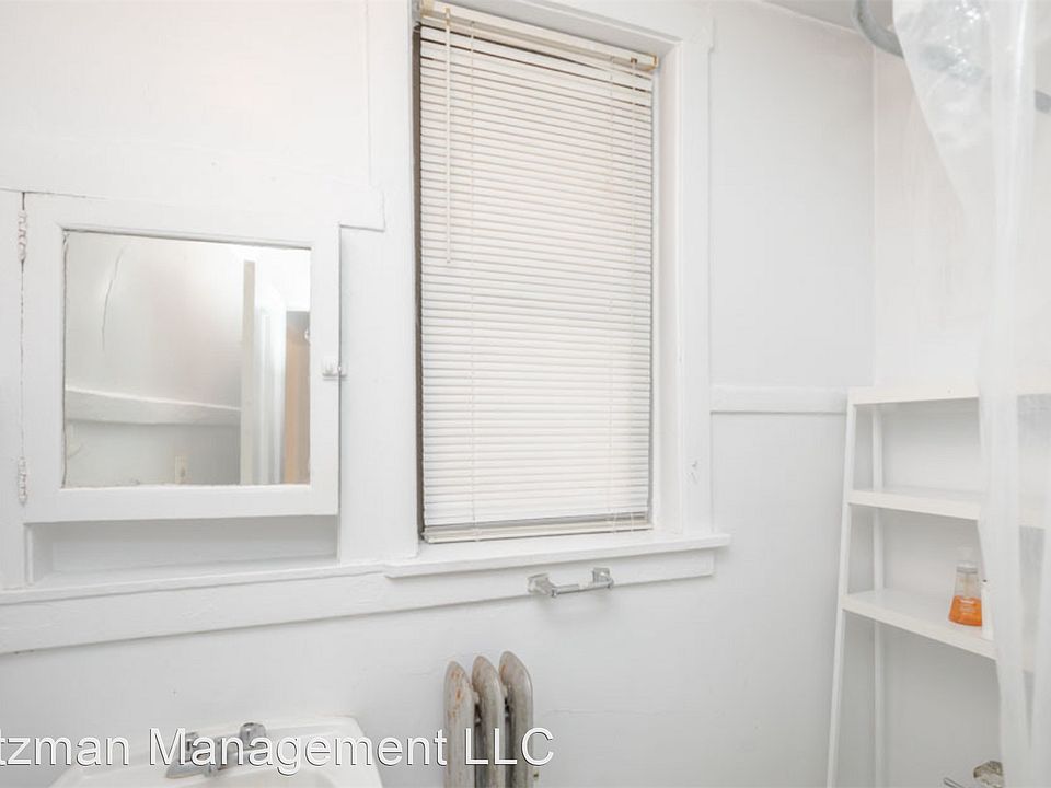 1st image of 1469 W Carmen Ave #11167658
