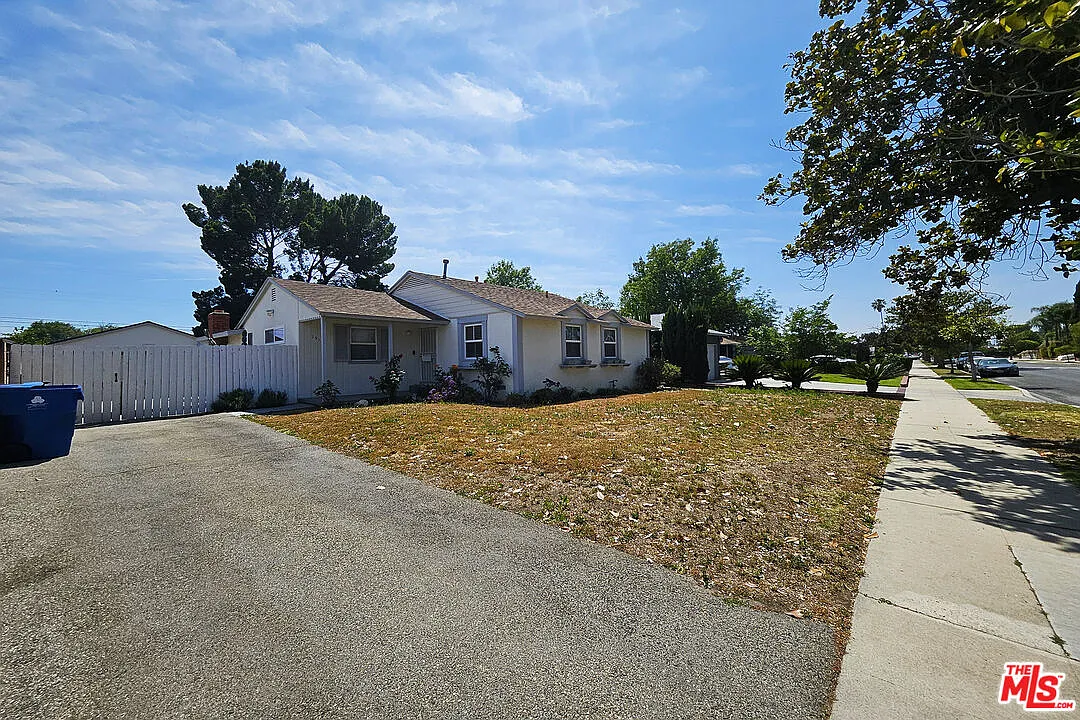 Building Photo - 15106 San Jose St