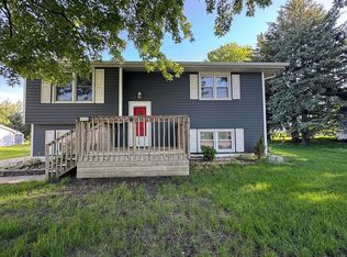 418 2nd St SE, Bondurant, IA 50035