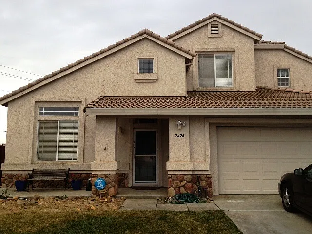 2424 Imperial Ct photo 1