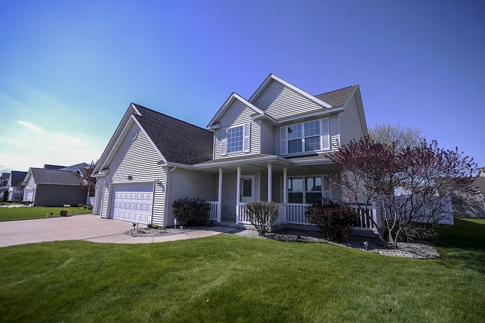 5846 Catberry Dr photo 1