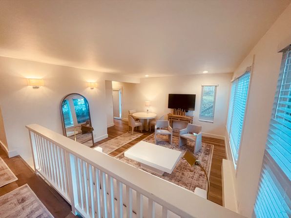 20 Woodward Ave APT C