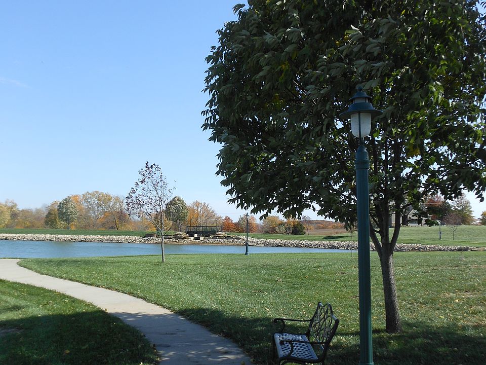 1st image of 15105 Lake Side Dr