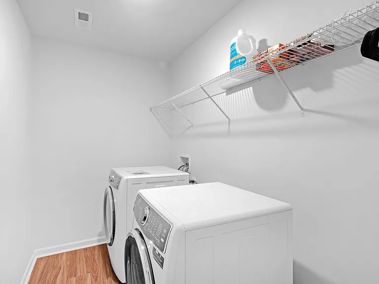 2211 Statesville Ave — Photo 24