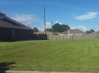 2430 Ryann Ln, Groves, TX 77619