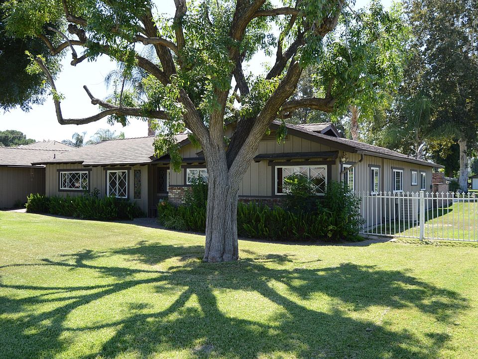 Entertaining Delight