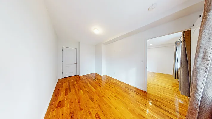 Sold by Remax Edge | media 10