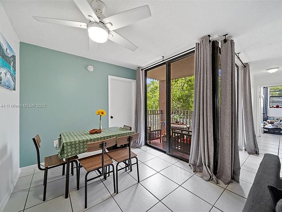 5th image of 3581 SW 117th Ave #5-301