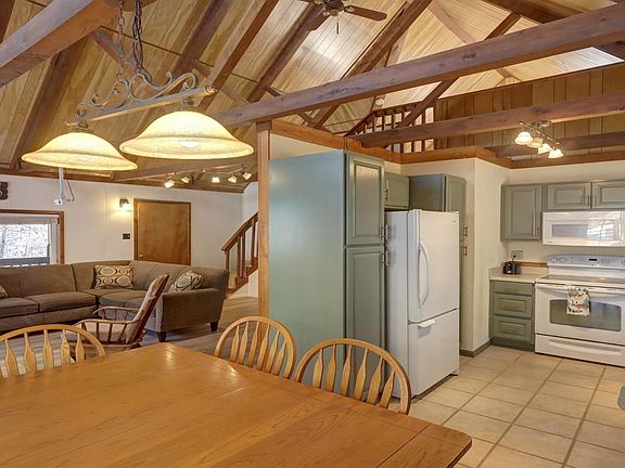 5th image of 240 Bitter Creek Rd