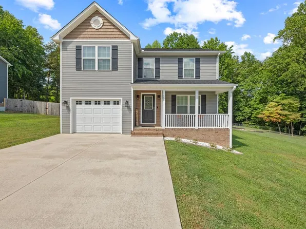 160 Echo Valley Dr, Cookeville, TN 38501