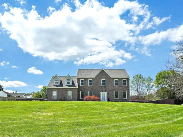 23816 Echo Creek Ct, Gaithersburg, MD 20882