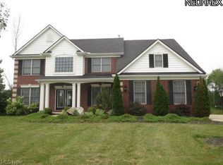 12617 Calumet Cir, Strongsville, OH 44149