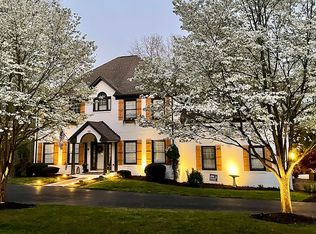 100 Sailview Dr, Forest, VA 24551