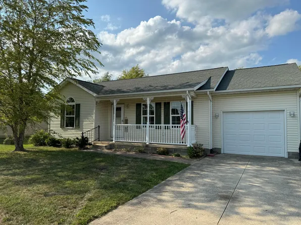 892 Aspen Dr, Washington Court House, OH 43160