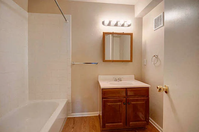 2542 Humboldt St. — Photo 24
