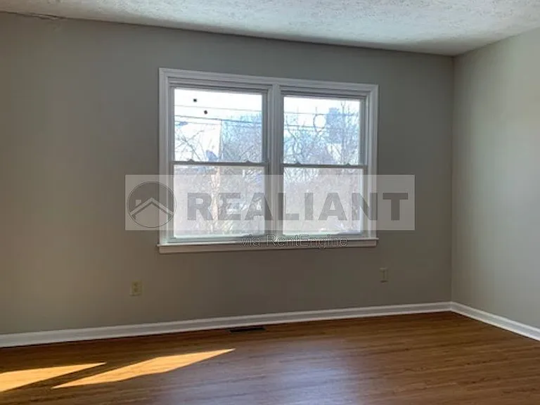 1412 Ritchie Ct — Photo 14