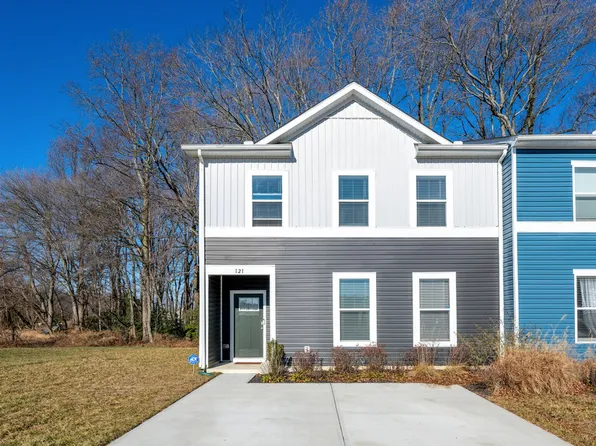 121 Kennison Ln, Dover, DE 19901