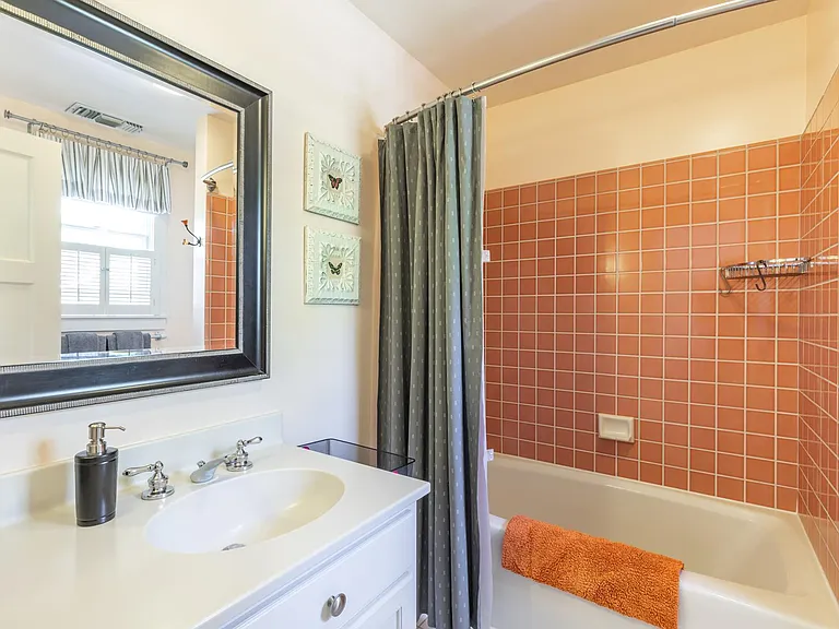 1655 Scott St — Photo 23